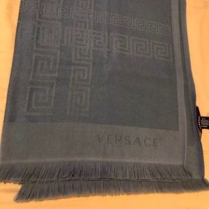 Versace scarf (Made in Italy)